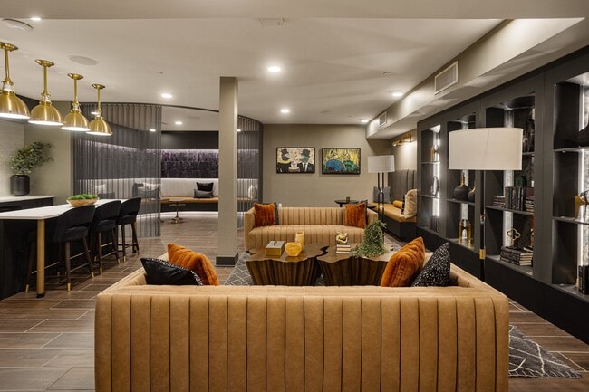 Alta Goodyear, Goodyear, AZ 85395 - photo 5