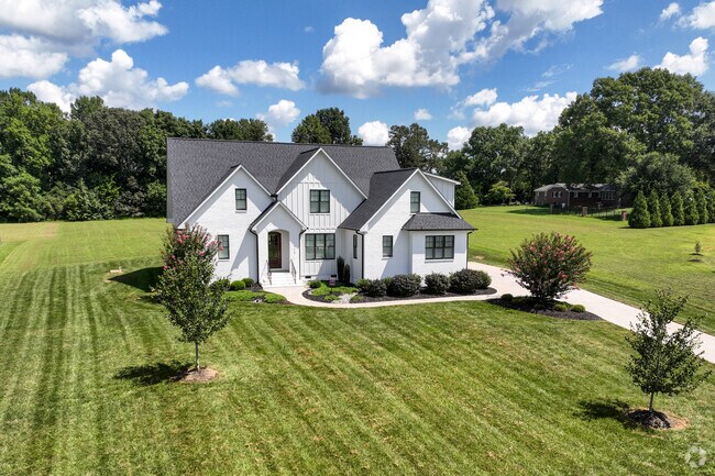 If you are looking for spacious lots with tons of greenspace, Woodlawn may be the place for you.