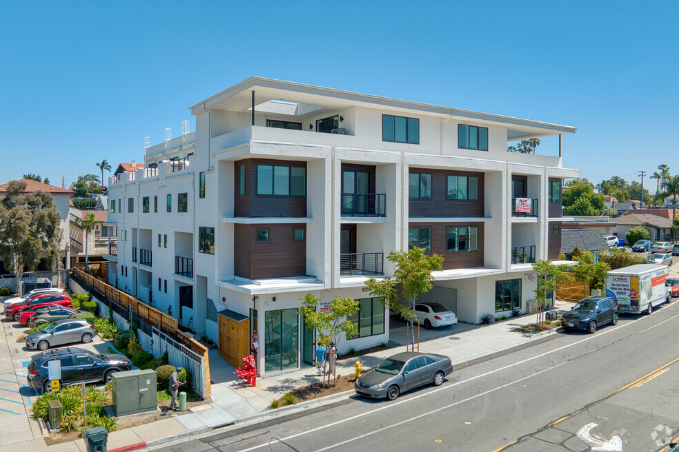 University Row House