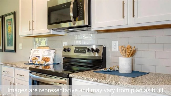 3696 Waterford Oak Ct, High Point, NC 27265 - photo 6