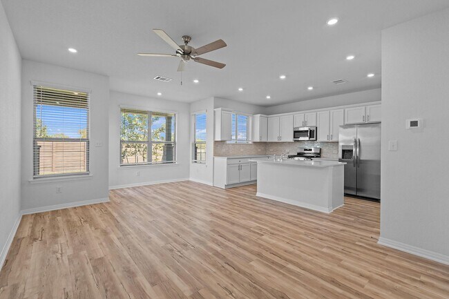 2200 Cornfield Dr unit A, Pflugerville, TX 78660 - photo 5