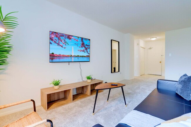 1600 S Eads St unit FL6-ID1022408P, Arlington, VA 22202 - photo 4