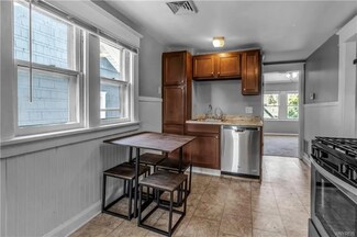 29 Ritt Ave Unit 2 Upper, Buffalo, NY 14216