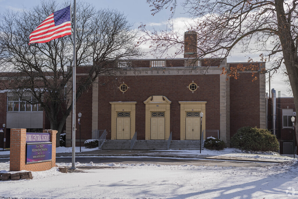 York Middle High School provides education in the neighborhood of 
Livingston County.