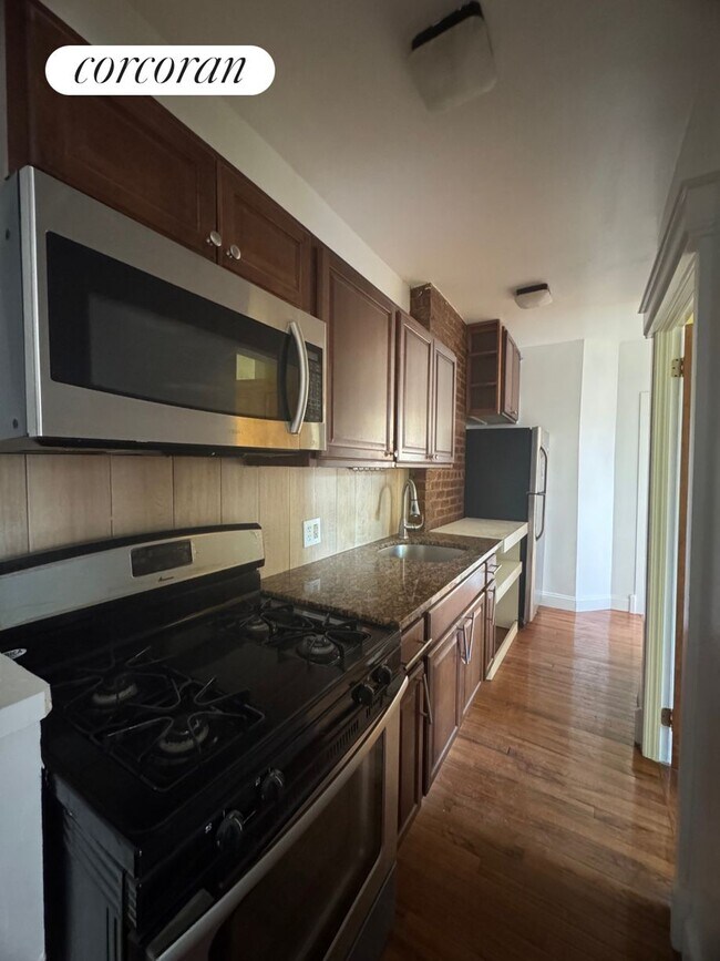 741 Crown St, Brooklyn, NY 11213 - photo 4