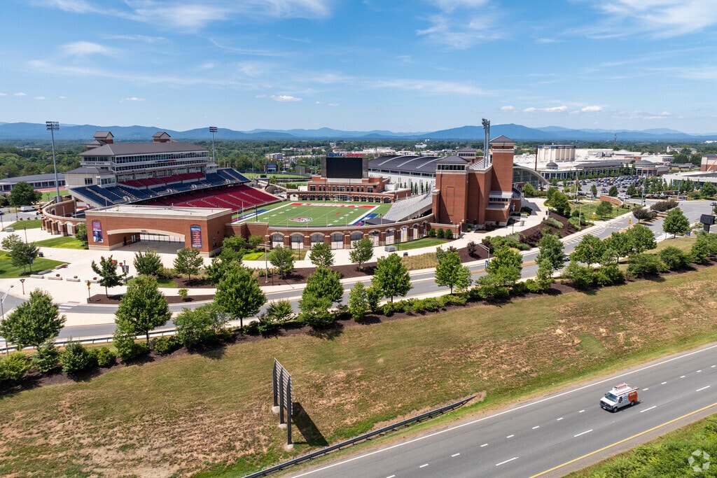 Liberty University offers online learning to people across the country who want their degree.