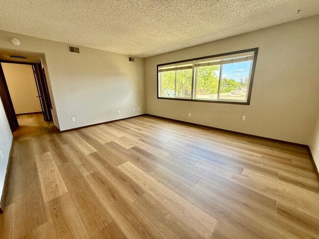 Elmcrest, Cedar Falls, IA 50613 - photo 4