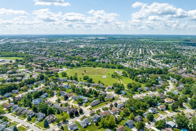 The Greene Countrie Park is located in the middle of Westchester-Green Countrie.