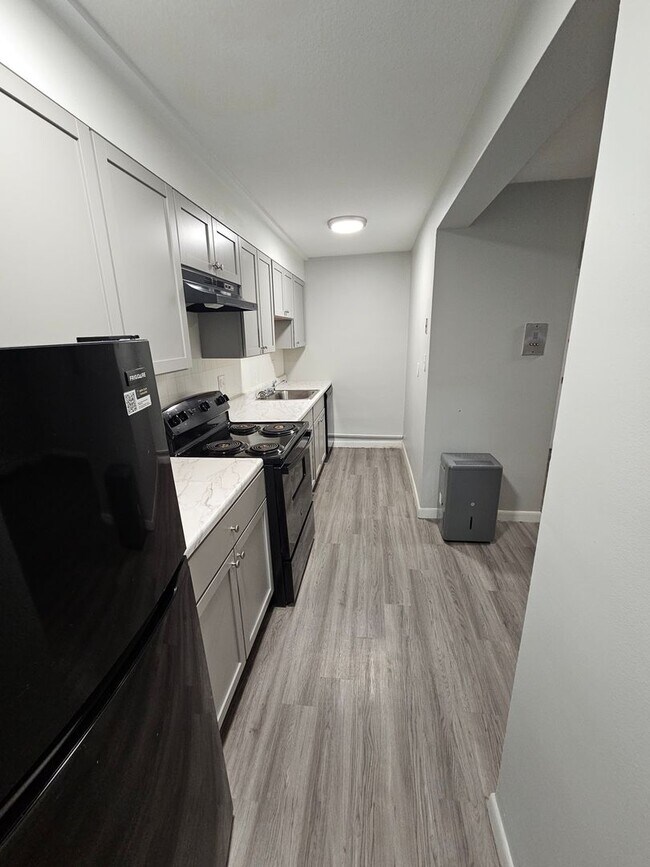 10 Thorn St unit 4, Boston, MA 02126 - photo 2