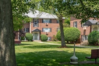 209 Pleasant St, Melrose, MA 02176