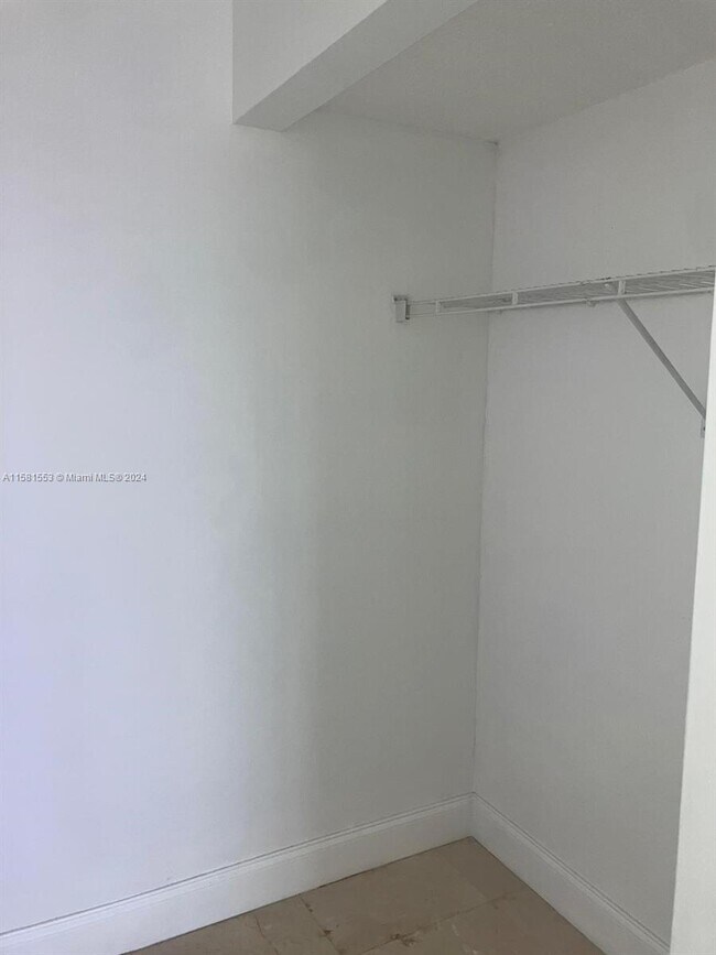 Grandview Palace unit 1007, North Bay Village, FL 33141 - photo 7