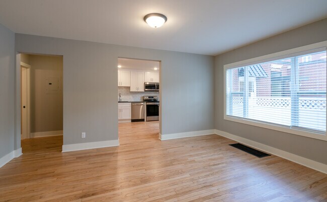 621 3rd St NW unit 1, Grand Rapids, MI 49504 - photo 4