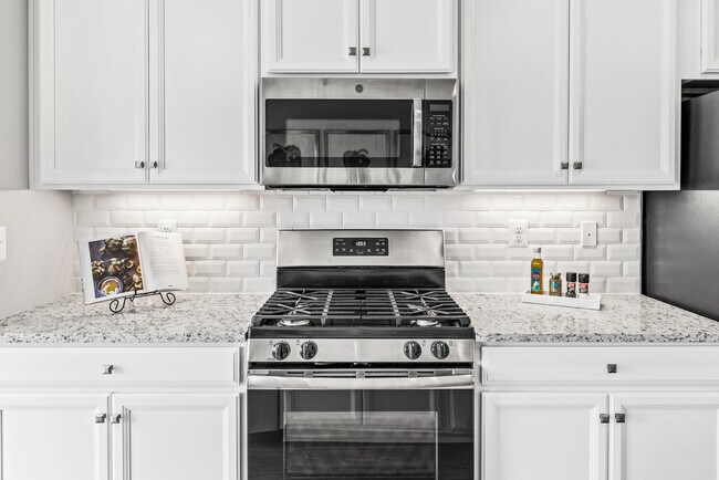 2918 Waterfront Way, Baltimore, MD 21230 - photo 5