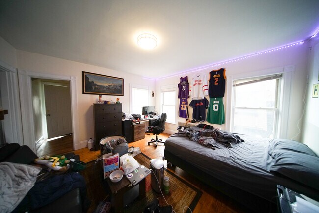 39 Pratt St, Allston, MA 02134 - photo 5
