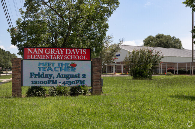Nan Gray Davis Elementary3