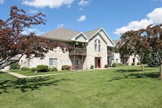 1135 Christopher Dr, Neenah, WI 54956