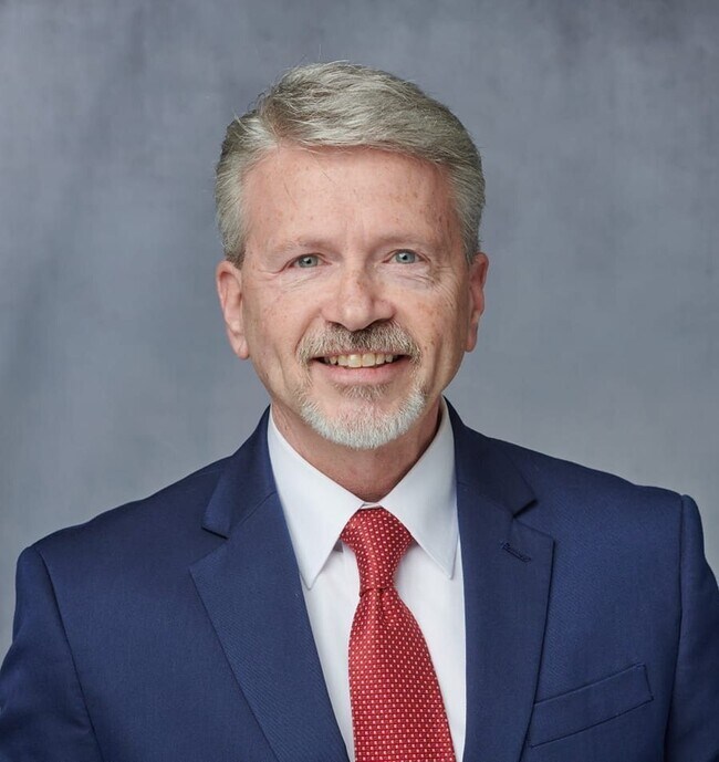 Woody Howell