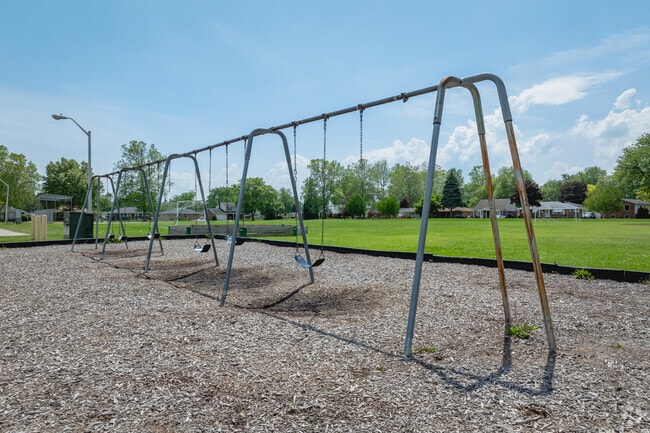 Regina Coeli Catholic School welcomes playtime.