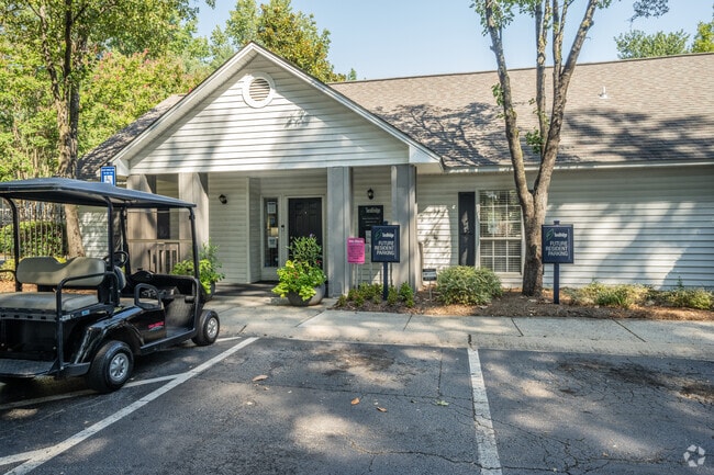 Tara Bridge Apartments, Jonesboro, GA 30236 - photo 2