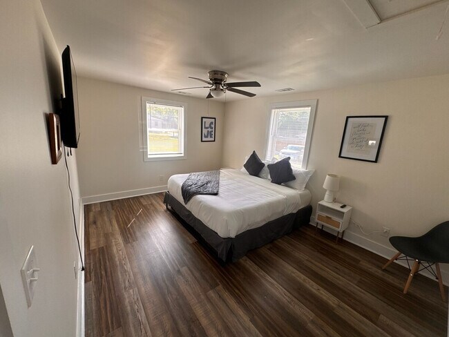 408 Cedar Lane Rd unit ID1302531P, Greenville, SC 29611 - photo 3