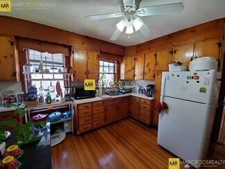 11 Fairfield St Unit 2, Watertown, MA 02472