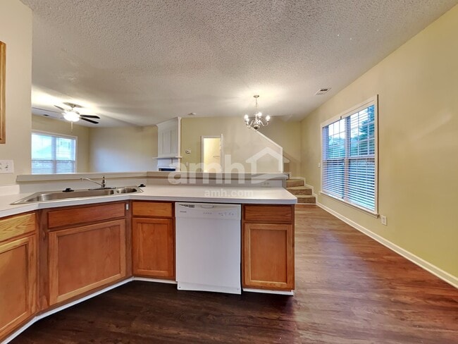 1134 Dunedin Trail, Woodstock, GA 30188 - photo 4