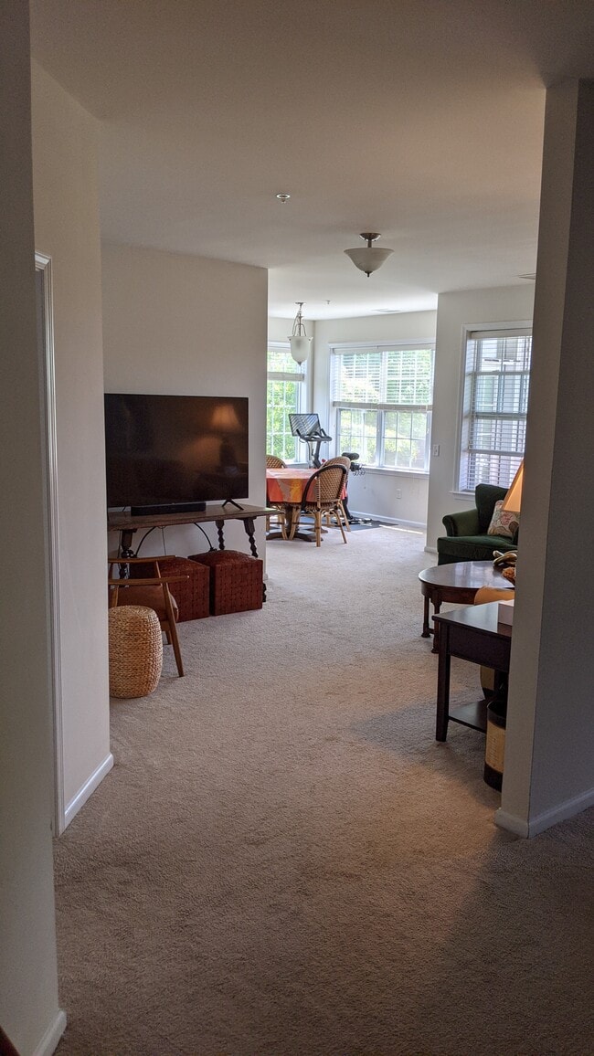 627 Timberlake Dr, Trenton, NJ 08618 - photo 7