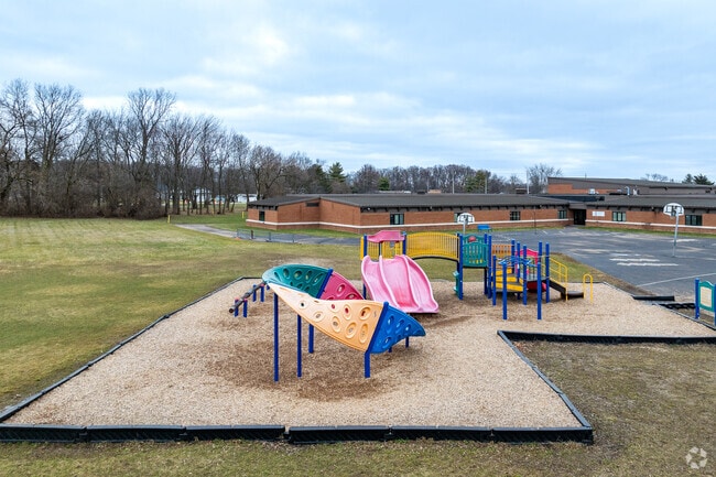 Buckeye Woods Elementary School is located in Grove City Ohio.