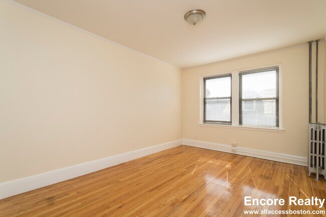 123 Highland Ave unit 38, Somerville, MA 02143 - photo 5