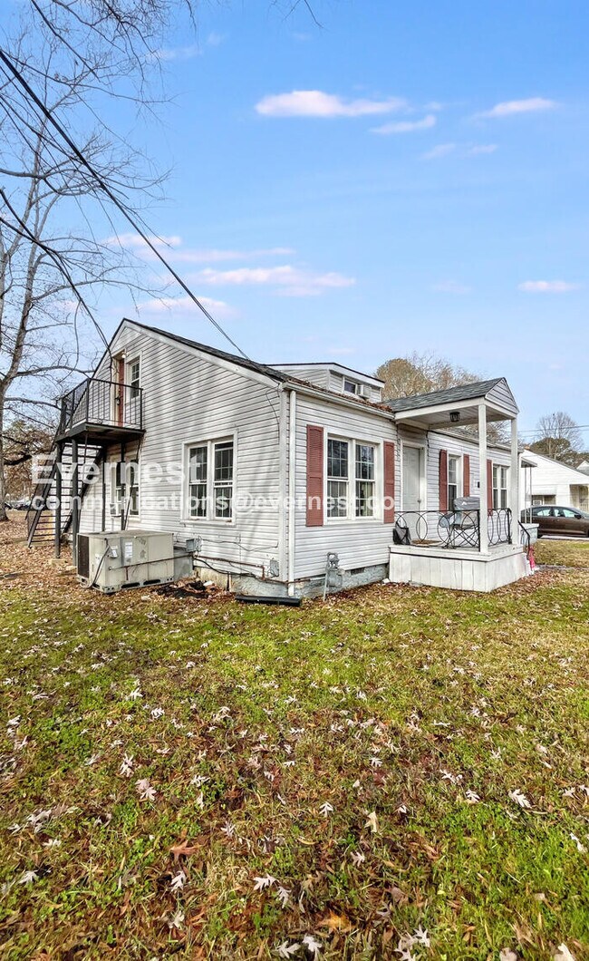 413 N Moore Rd unit 5, Chattanooga, TN 37411 - photo 2