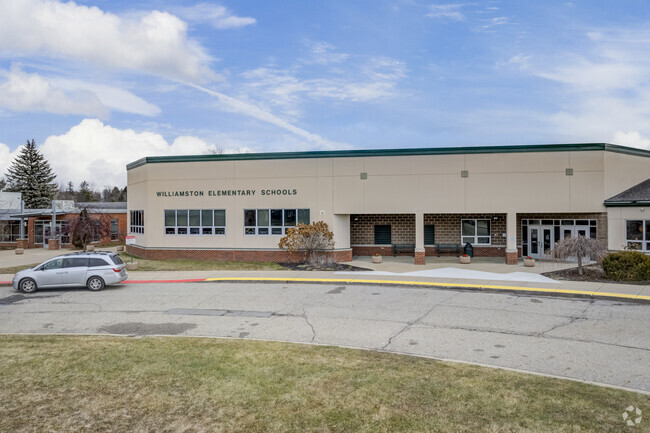 Williamston Discovery Elementary School, Front Entrance