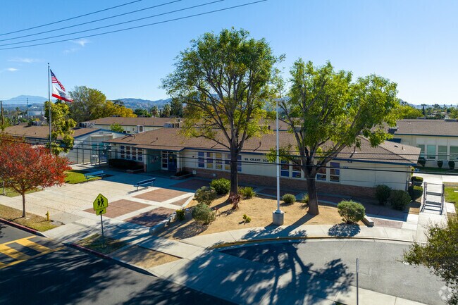 The Ulysses Grant Elementary School is a safe, positive, and nurturing environment for students.