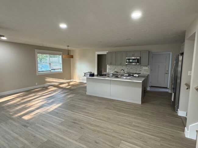 1848 Garden St, West Lafayette, IN 47906 - photo 3