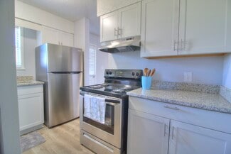 400 Henry Dr, Athens, AL 35611