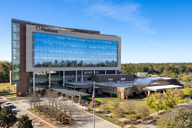Newnan's Piedmont hospital has over 217 beds and 24 hour emergency services.