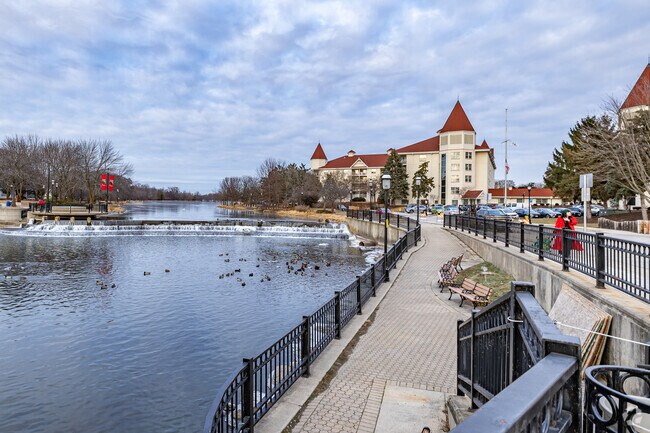 Take a winter walk on the Fox River Trail in Waukesha.