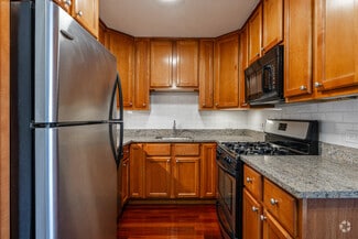 7520 W Grand Ave, Elmwood Park, IL 60707