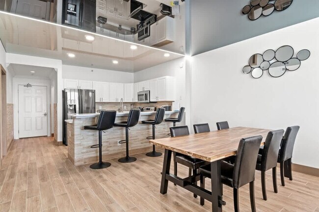 10625 Front Beach Rd unit FL13-ID1354975P, Panama City Beach, FL 32407 - photo 5