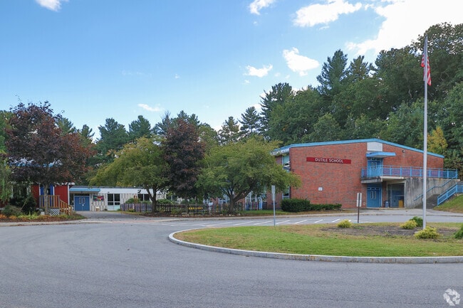 Dutile Elementary School is located in River Pines.