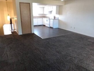 2112 Sun Ave, North Las Vegas, NV 89030