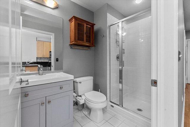 The Montreville unit 314, Chicago, IL 60642 - photo 6