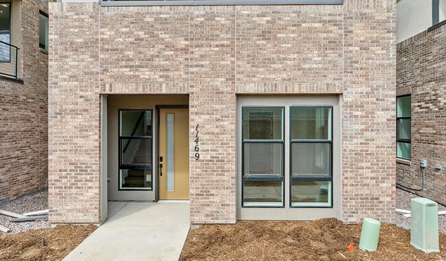 11469 E Briarwood Cir, Centennial, CO 80112 - photo 3