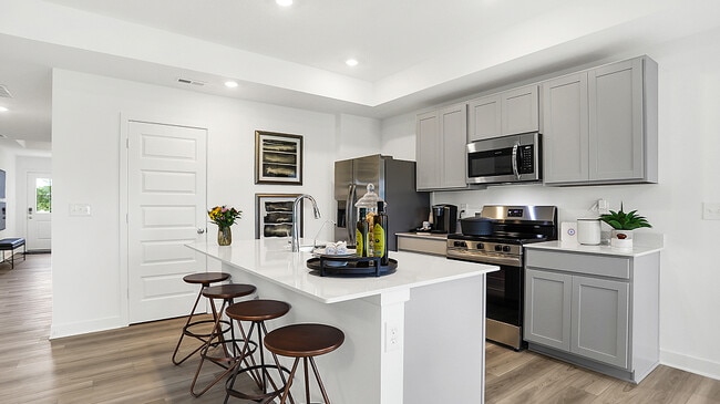 1461 Hardin St, Fortville, IN 46040 - photo 4