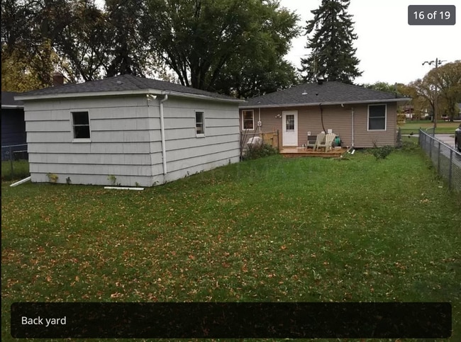 1213 9th St N, Fargo, ND 58102 - photo 4