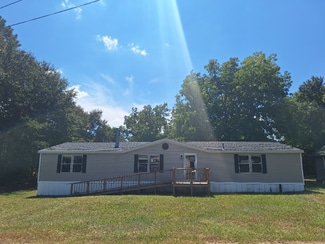1035 Washington Ave, Graceville, FL 32440