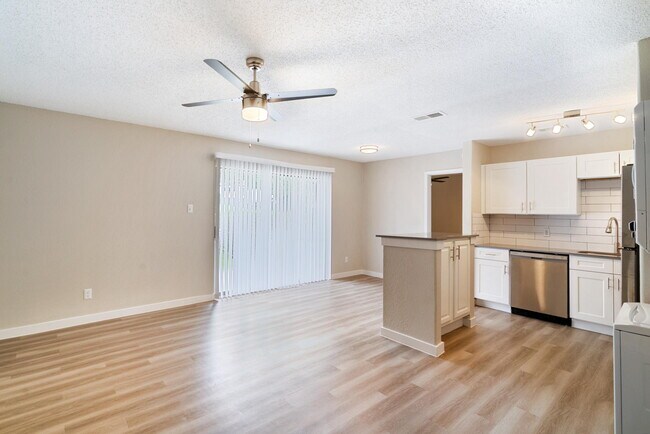Briella Fort Worth, Fort Worth, TX 76112 - photo 5