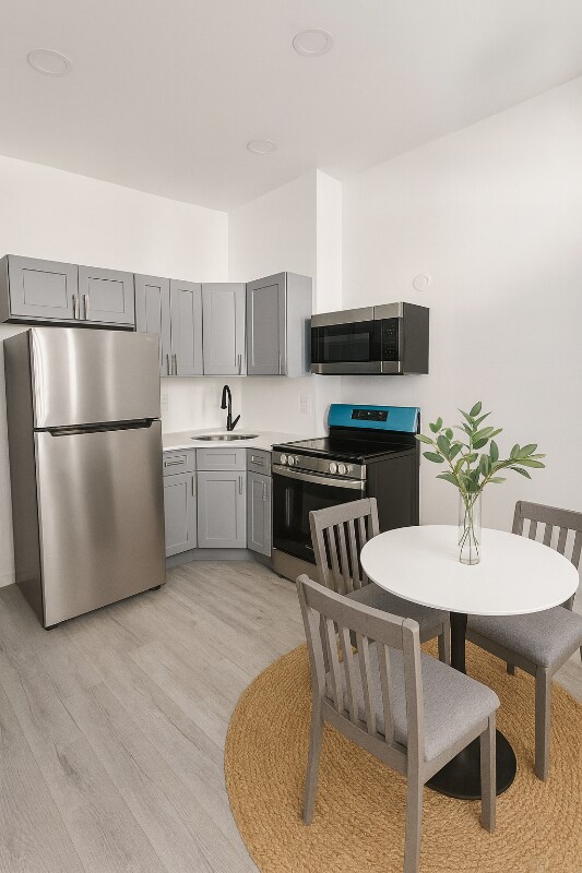 45 N Farson St unit 2, Philadelphia, PA 19139 - photo 4