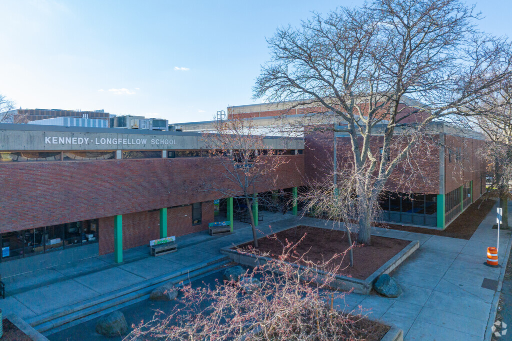 The Kennedy-Longfellow School has an overall grade of B on Niche.