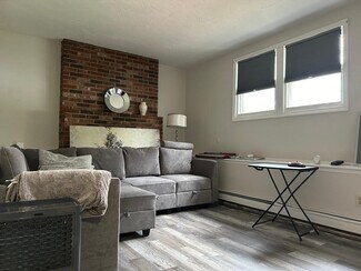 66 S Bedford St Unit 1, Woburn, MA 01801
