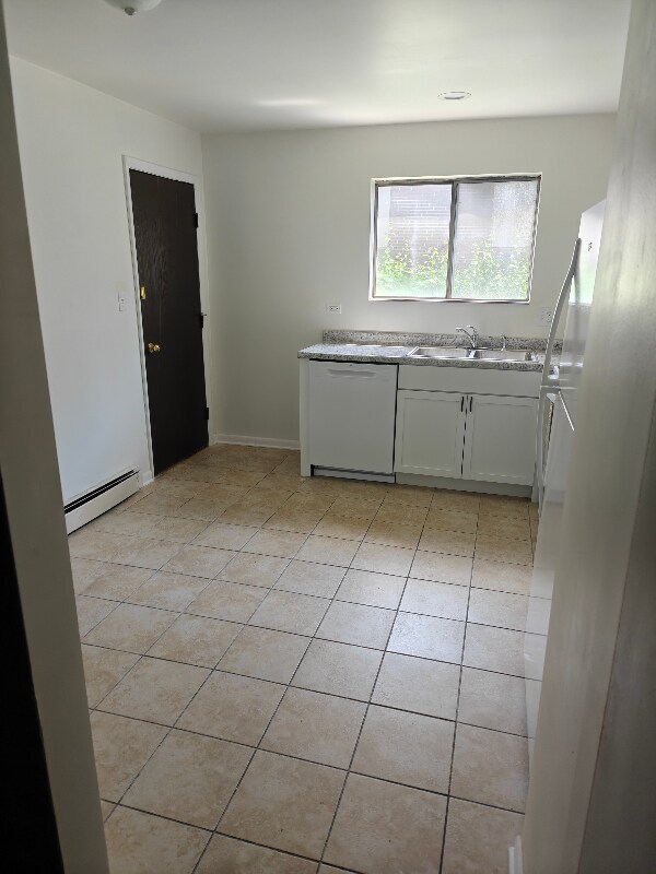 2208 W Nichols Rd unit C, Arlington Heights, IL 60004 - photo 3